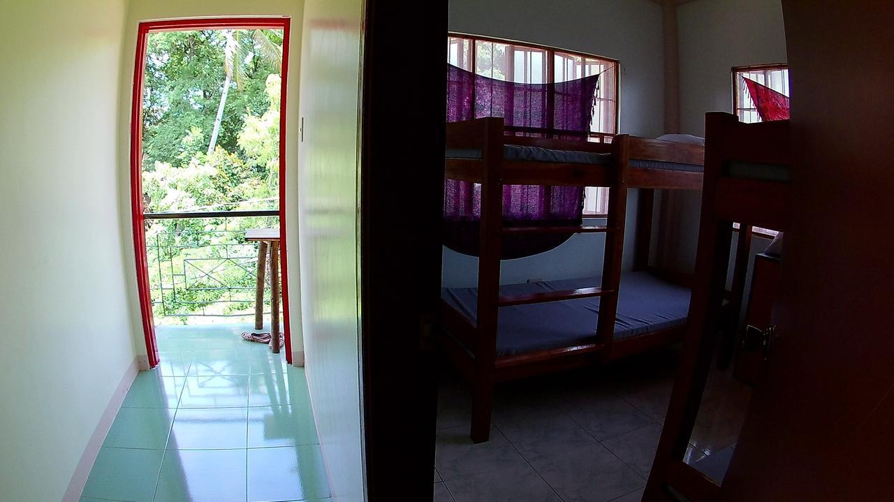 Treffpunkt 5300 Hostel Puerto Princesa Eksteriør bilde