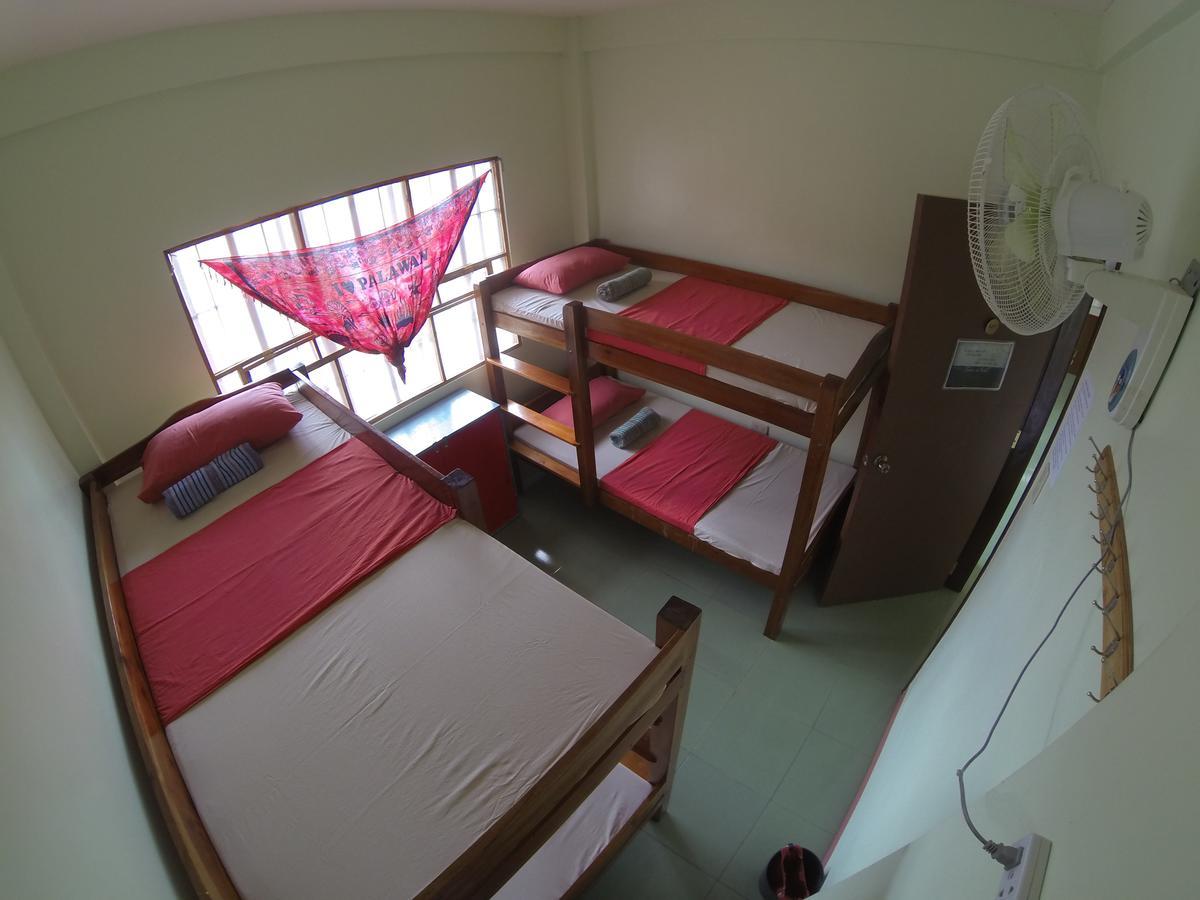 Treffpunkt 5300 Hostel Puerto Princesa Eksteriør bilde